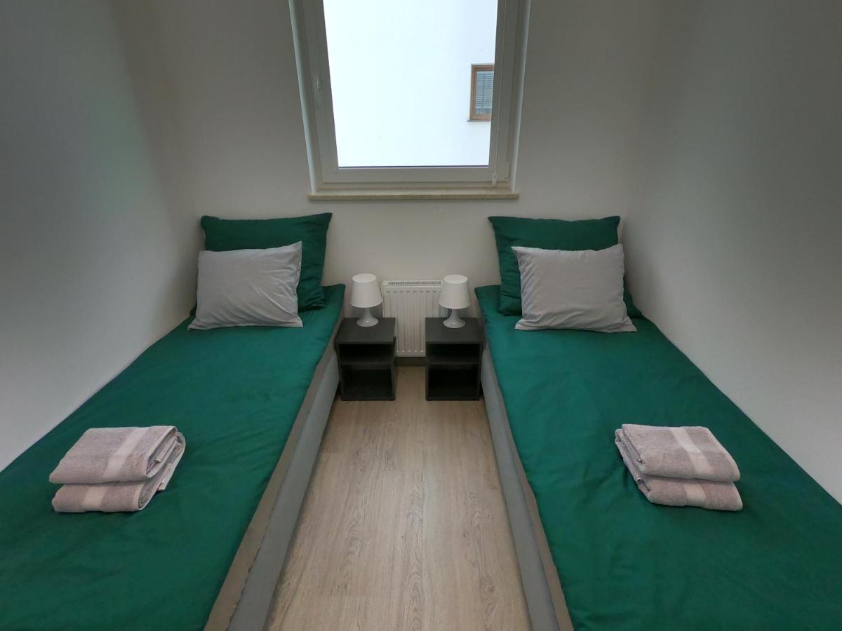 Green Sea Gdansk - Free Private Parking Luaran gambar